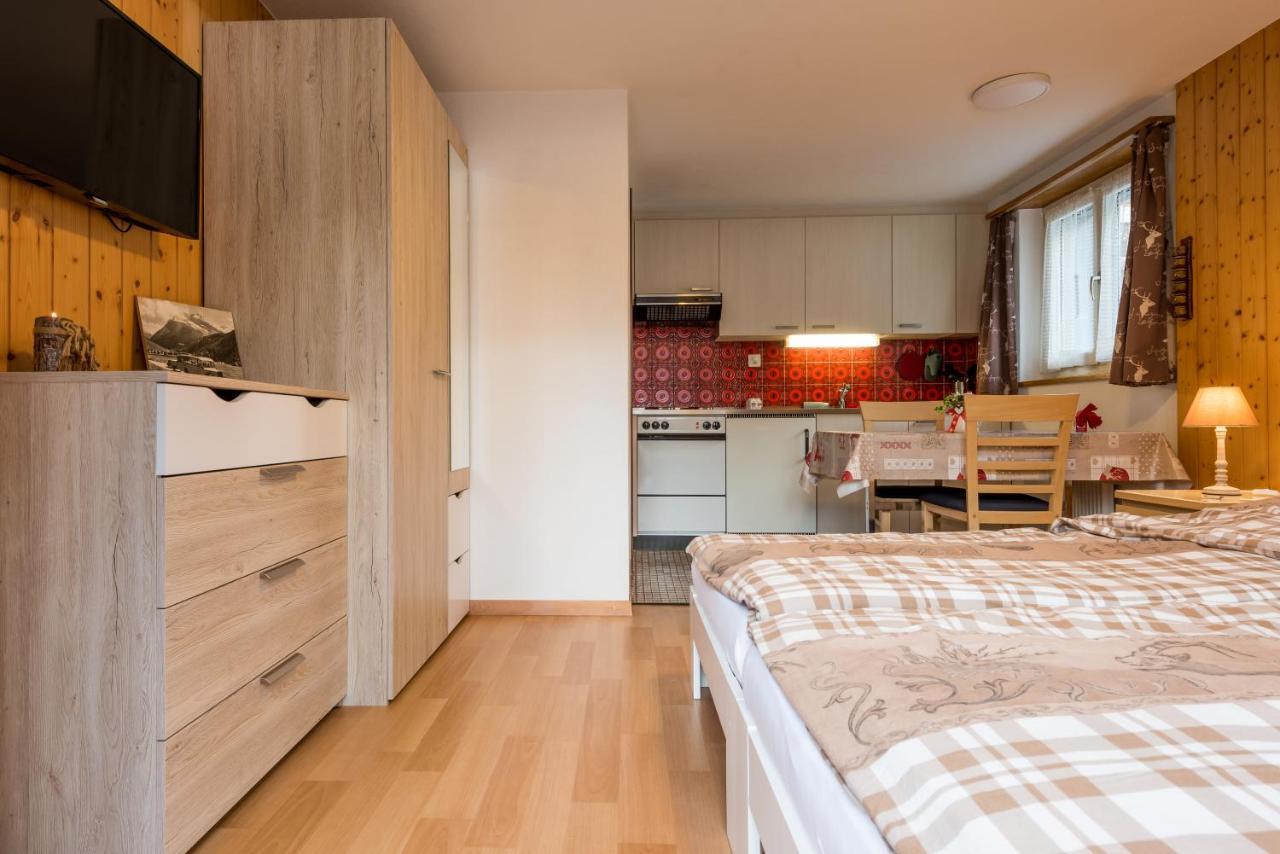 Haus Alpenblick Apartment Saas-Grund Exterior foto